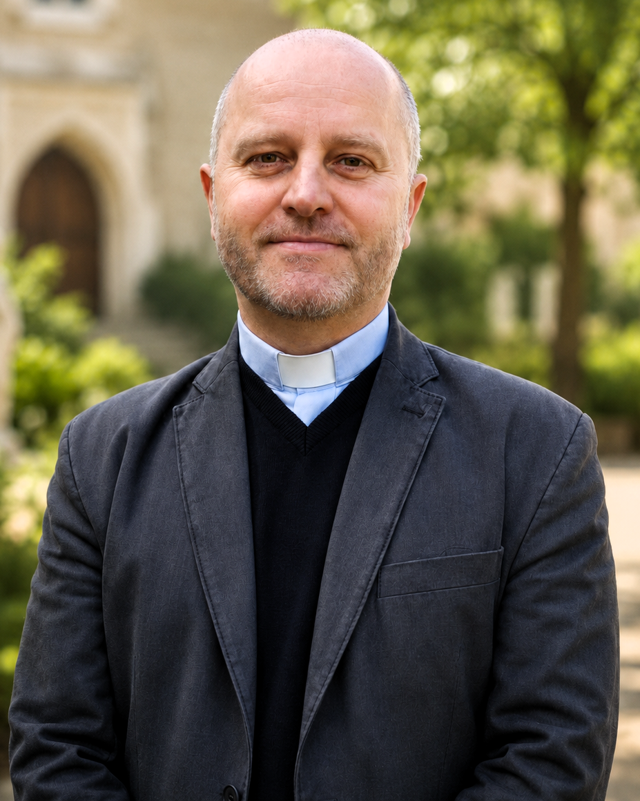 Rev. Dr. Mariusz G. Kuźniar
