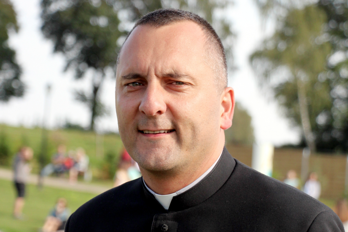 Rev. Dr. Radosław Mazur