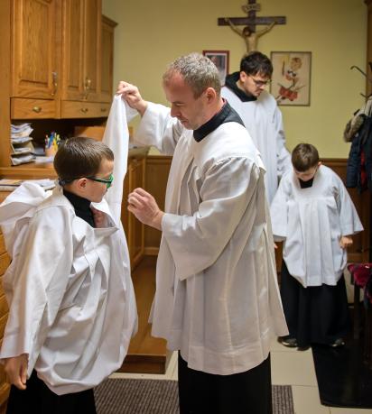 prijeti-novych-ministrantu