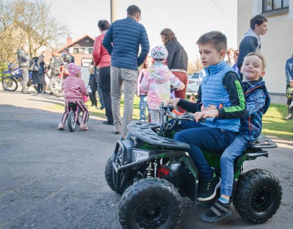 Žehnání motorek, kol, koloběžek a všeho co jezdí