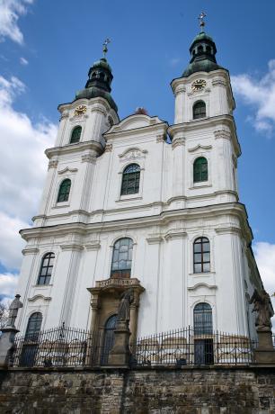 kostel-navstiveni-panny-marie-
